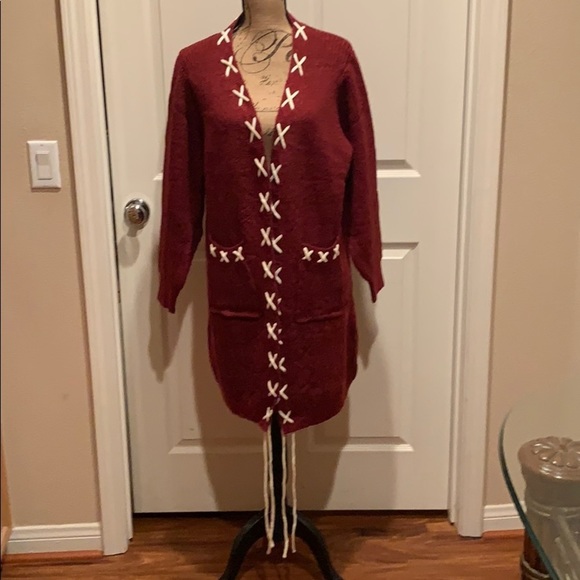 Sweaters - Chloah burgundy sweater